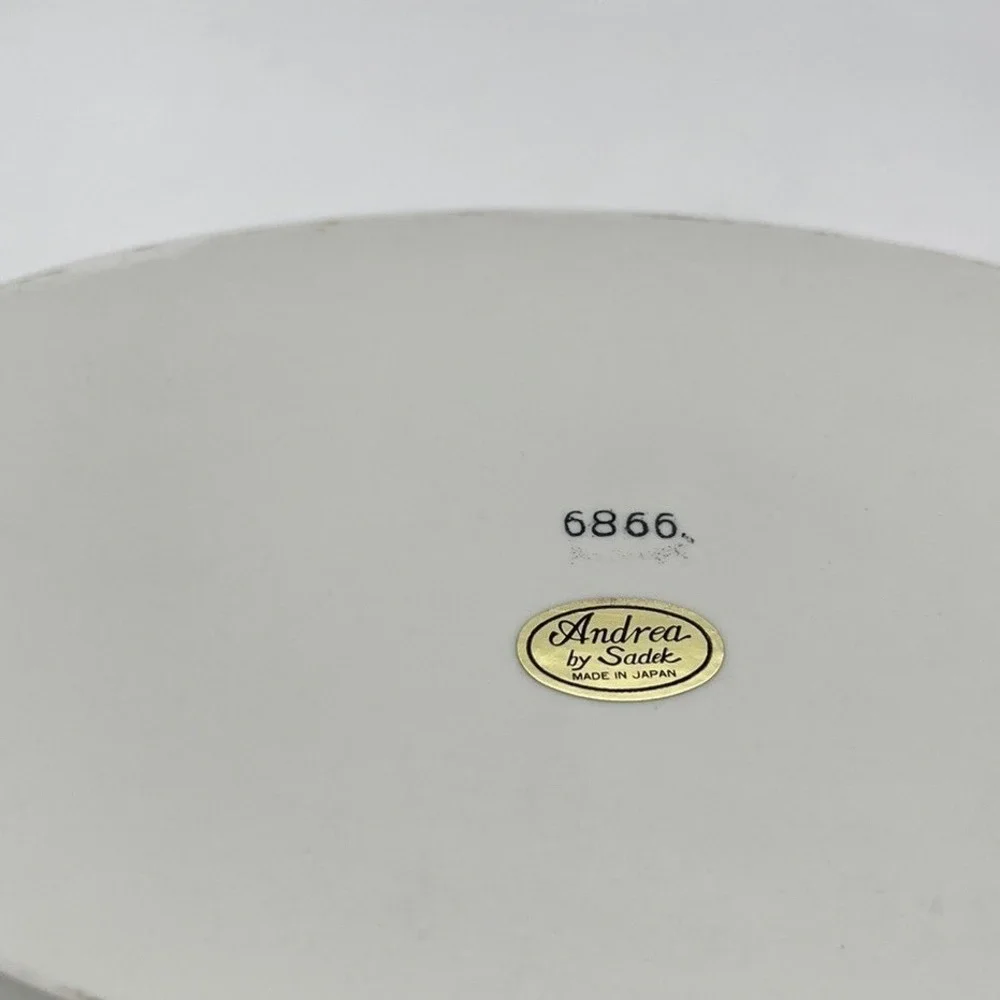 Vintage  Andrea By Sadek Covered Oval Casserole blue rose 6866